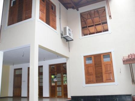 Nugegoda House for sale/rent